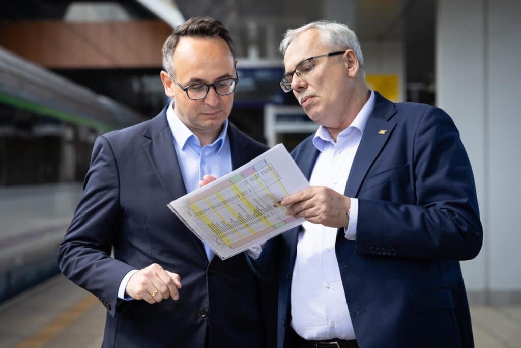 Prezes PKP Intercity odpowiada Flixbusowi w sprawie połączeń do Chorwacji foto: MI