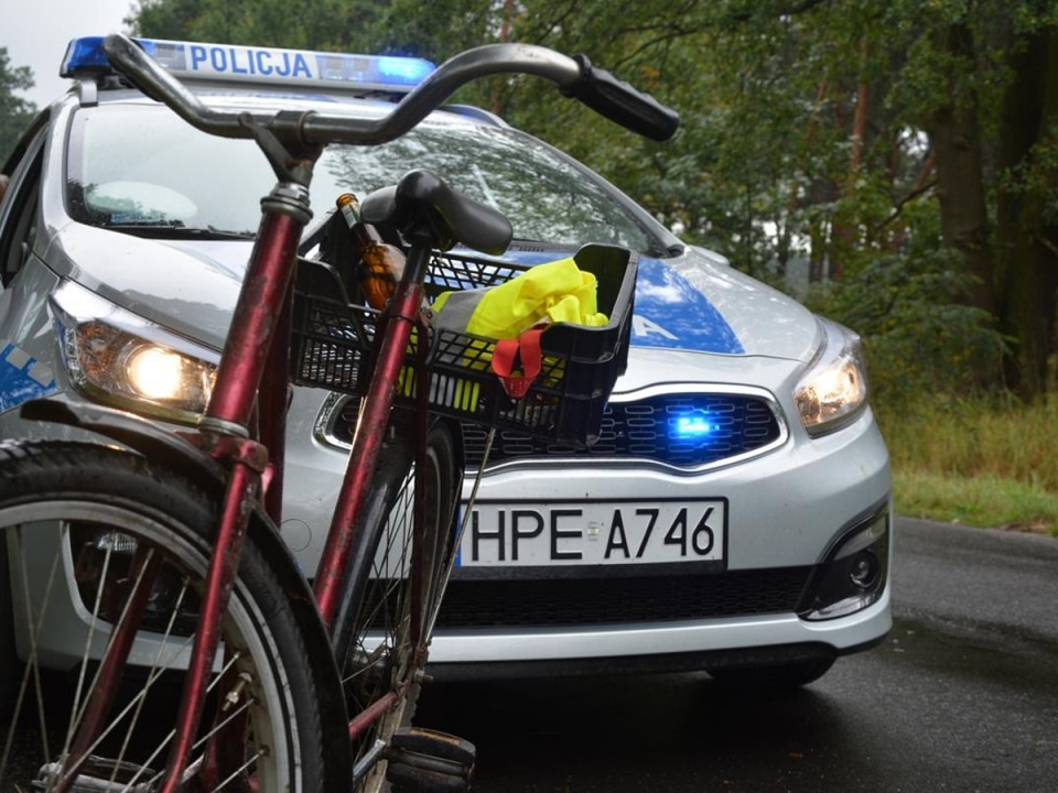 Czy po dwóch piwach można wsiać na rower? Można, ale lepiej nie. Co za to grozi?