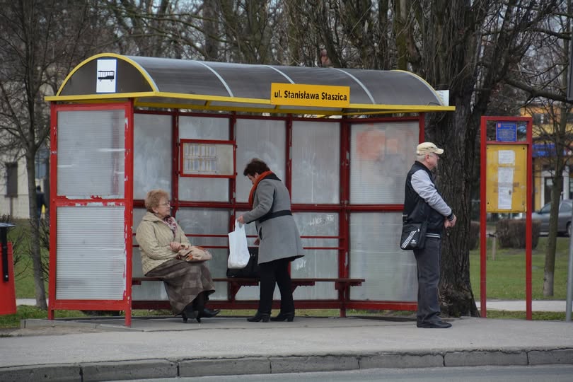 Inowrocław inwestycje w przystanki. Przetarg na wiaty i tablice SDIP. Z EFRR