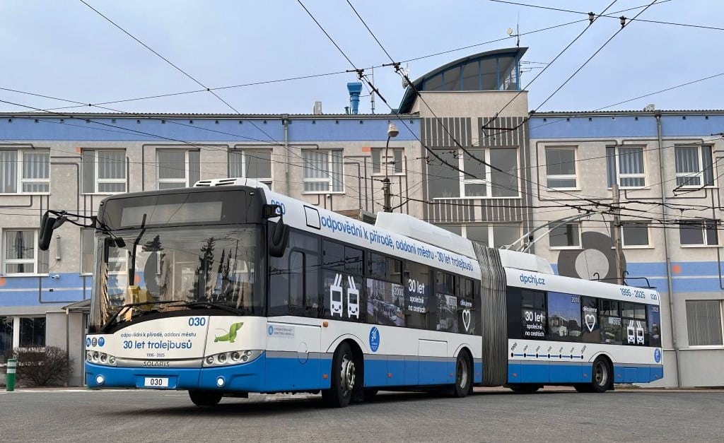 Do ośmiu nowych trolejbusów dla DPCHJ. Czechy inwestują w bezemisyjną komunikację