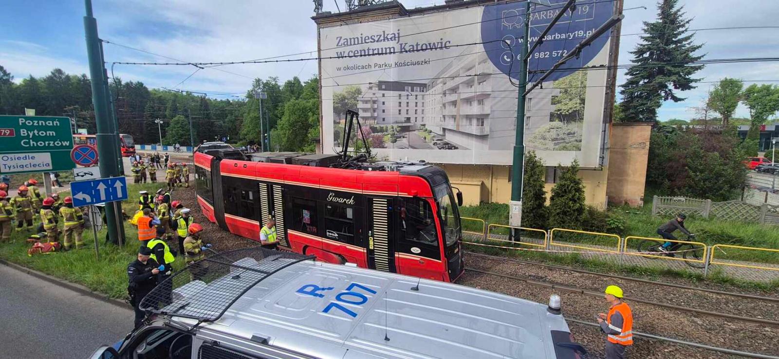 Infotram - Wykolejenie tramwaju przy Parku Śląskim. W ostatni dzień majówki