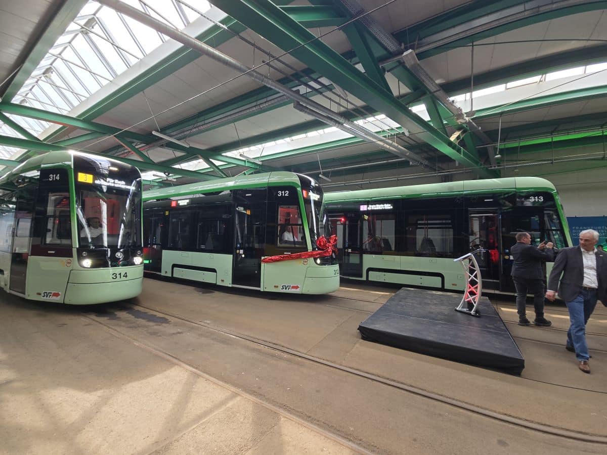 Infotram - Nowe tramwaje Škoda rozpoczynają przewozy pasażerskie we Frankfurcie nad Odrą