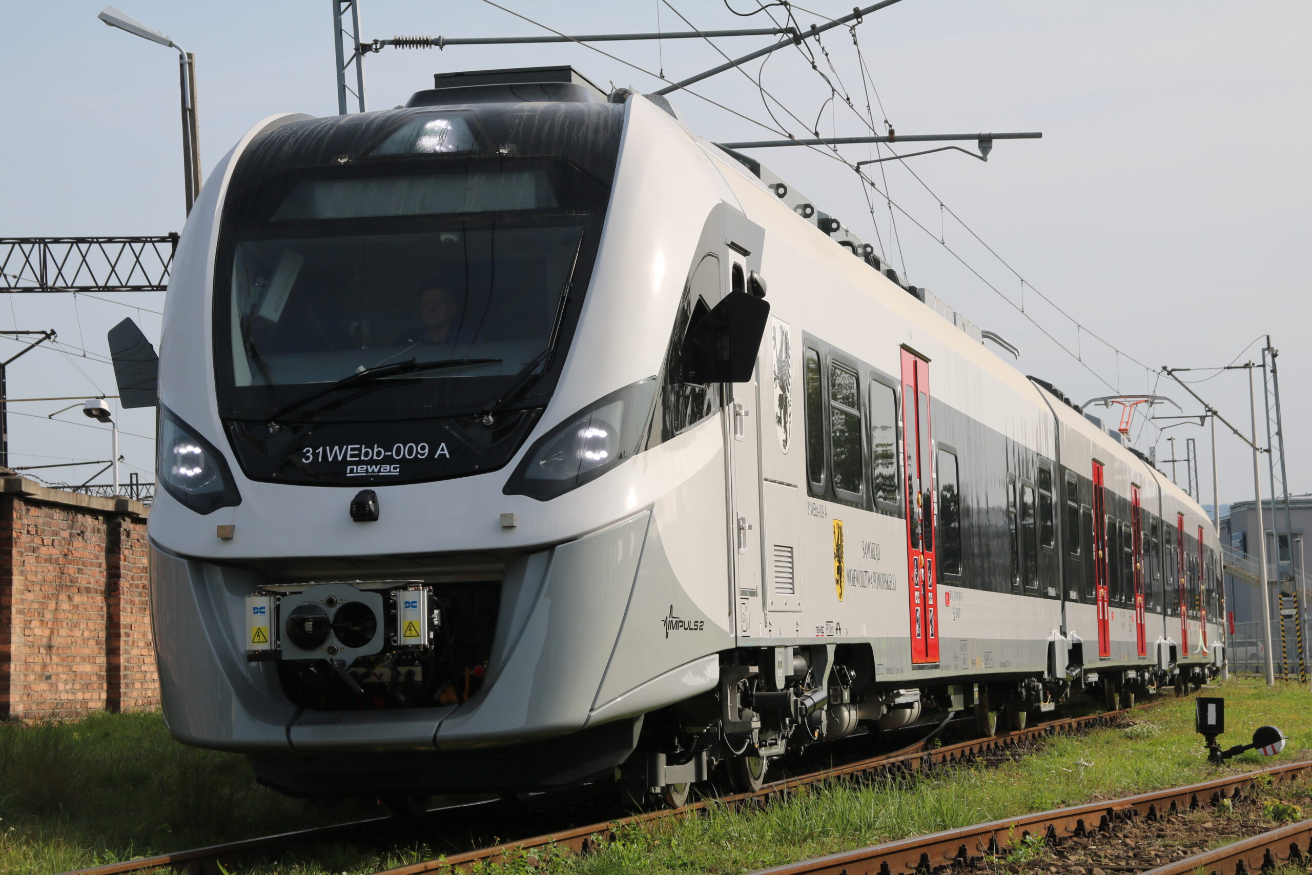 Inforail - Linia kolejowa Kościerzyna – Gdynia zamknięta do odwołania. Pomorskie uruchomi ZKA