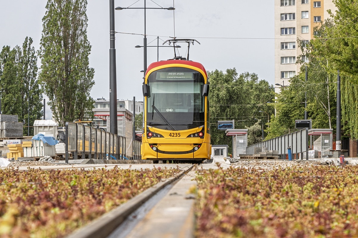 Infotram - Warszawa: Od soboty tramwaje nowej linii 19 pojadą na Stegny