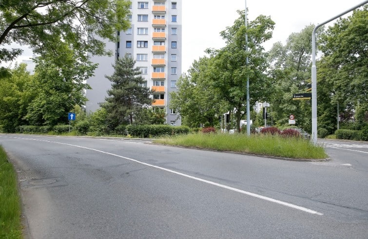 Inwestycja ma na celu poprawę komunikacji w mieście, zwiększenie komfortu podróży i ułatwienie dostępu dla osób z ograniczoną mobilnością.