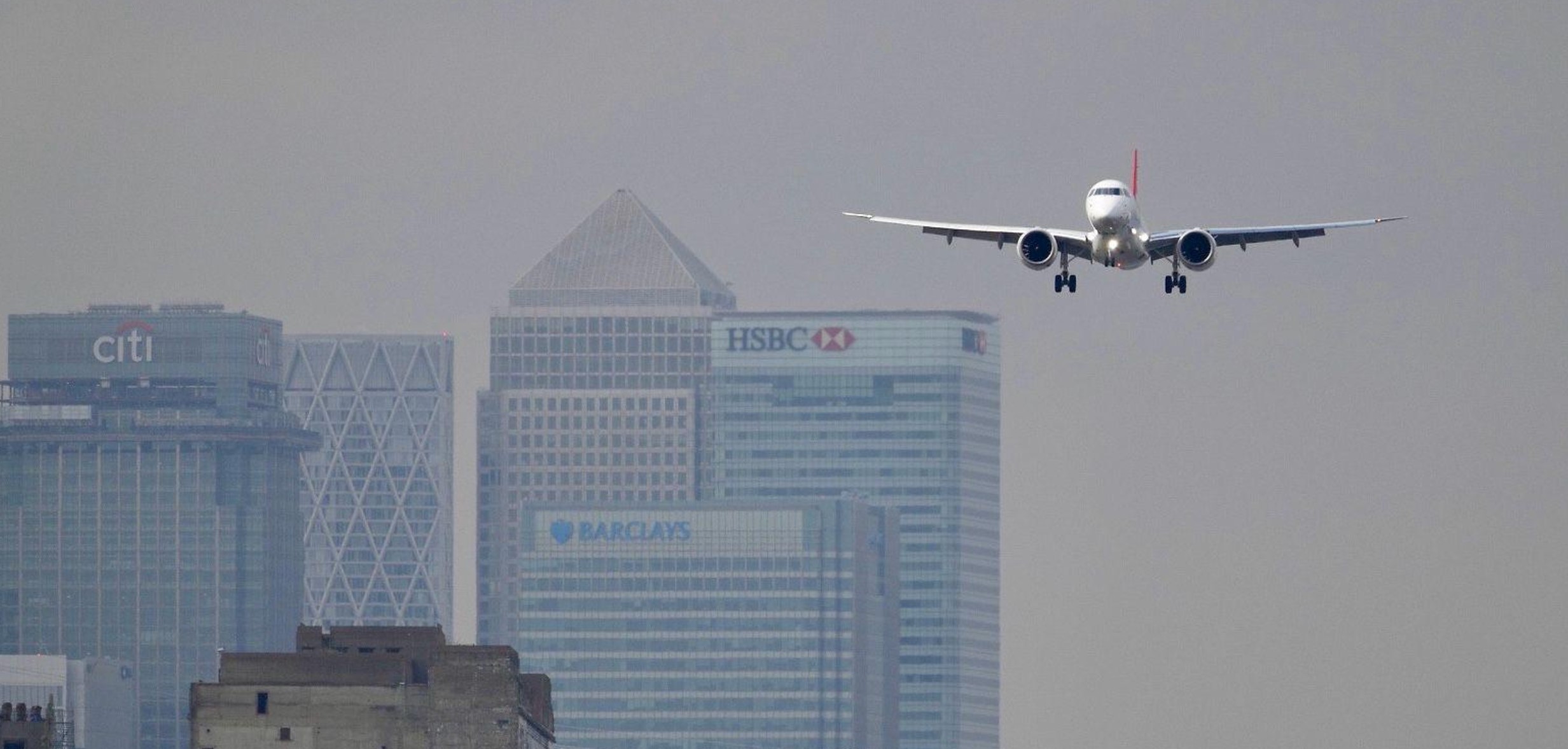 Infoair - Helvetic i Embraer zmieniają reguły gry – nowa jakość lotów z London City