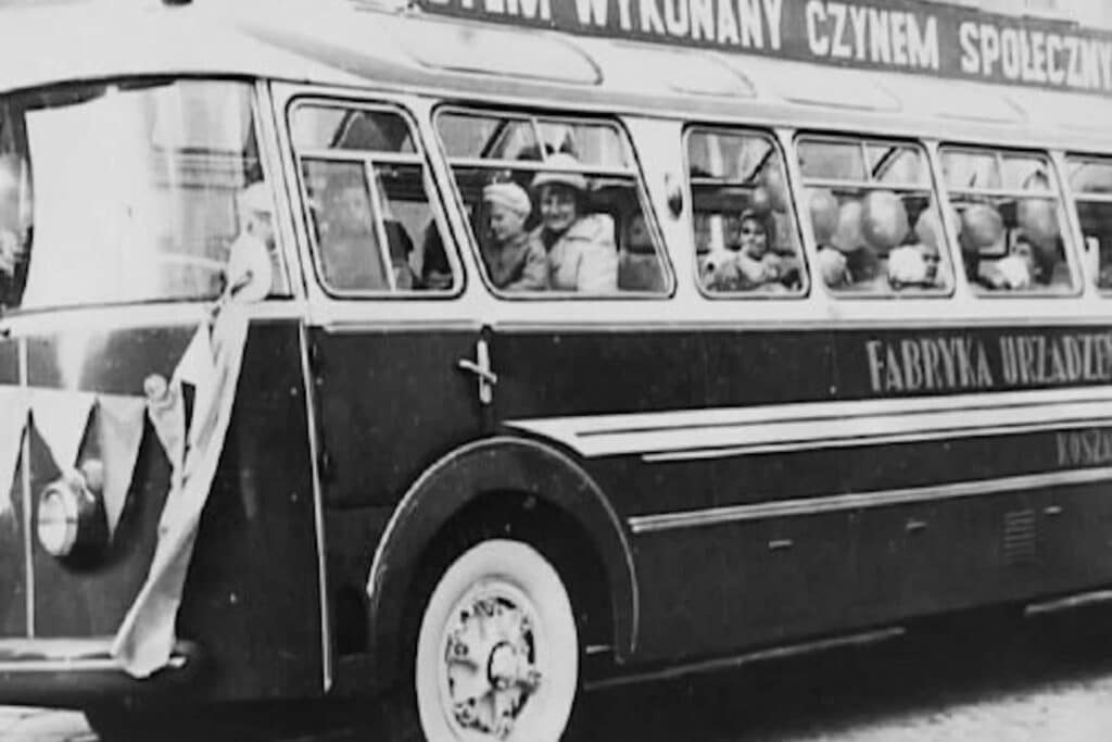Perła polskiej motoryzacji odnaleziona. Porzucony autobus Bałtyk jest jednym ze 150 wyprodukowanych egzemplarzy / fot. Archiwum