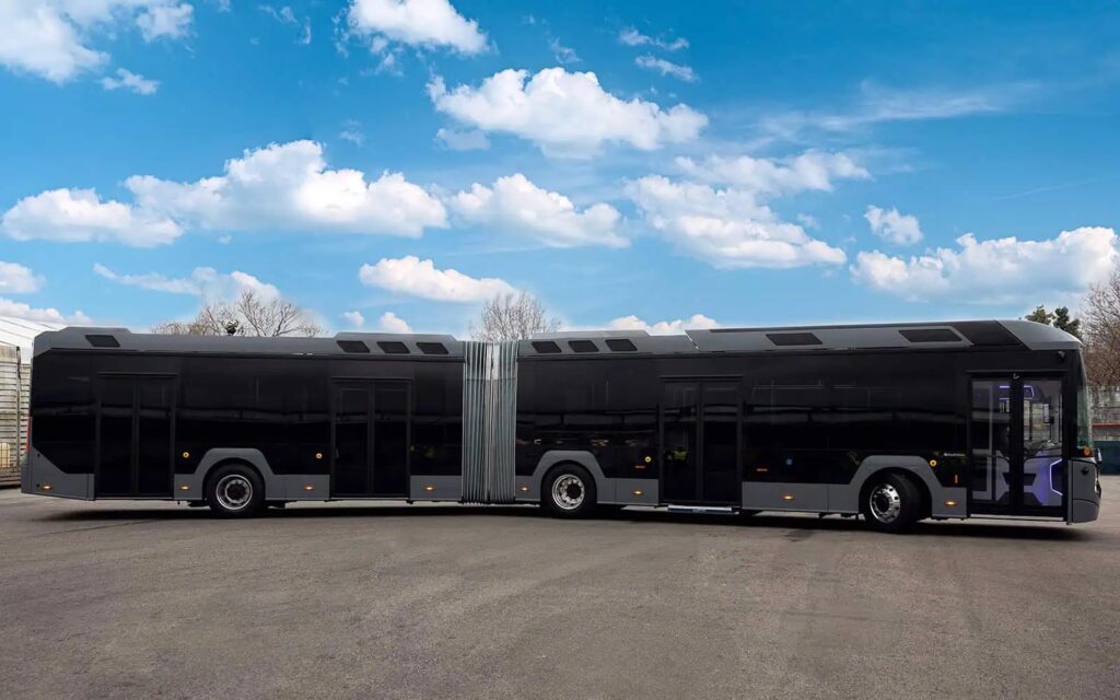Castrosua i BYD szykują premierę przegubowego autobusu elektrycznego.