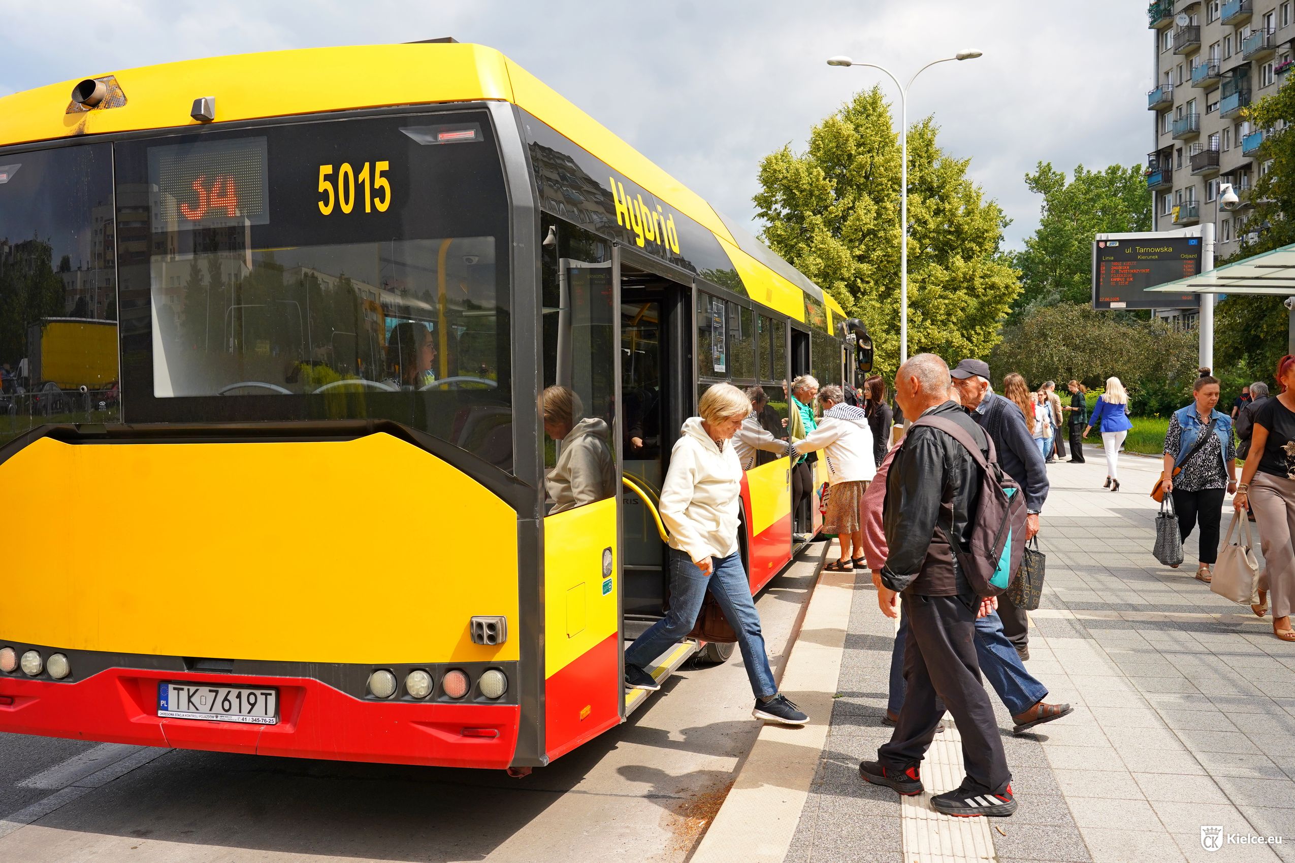 Infobus - Kielce wnioskują o kolejne autobusy, zajezdnię i kartę miejską. Z Polski Wschodniej