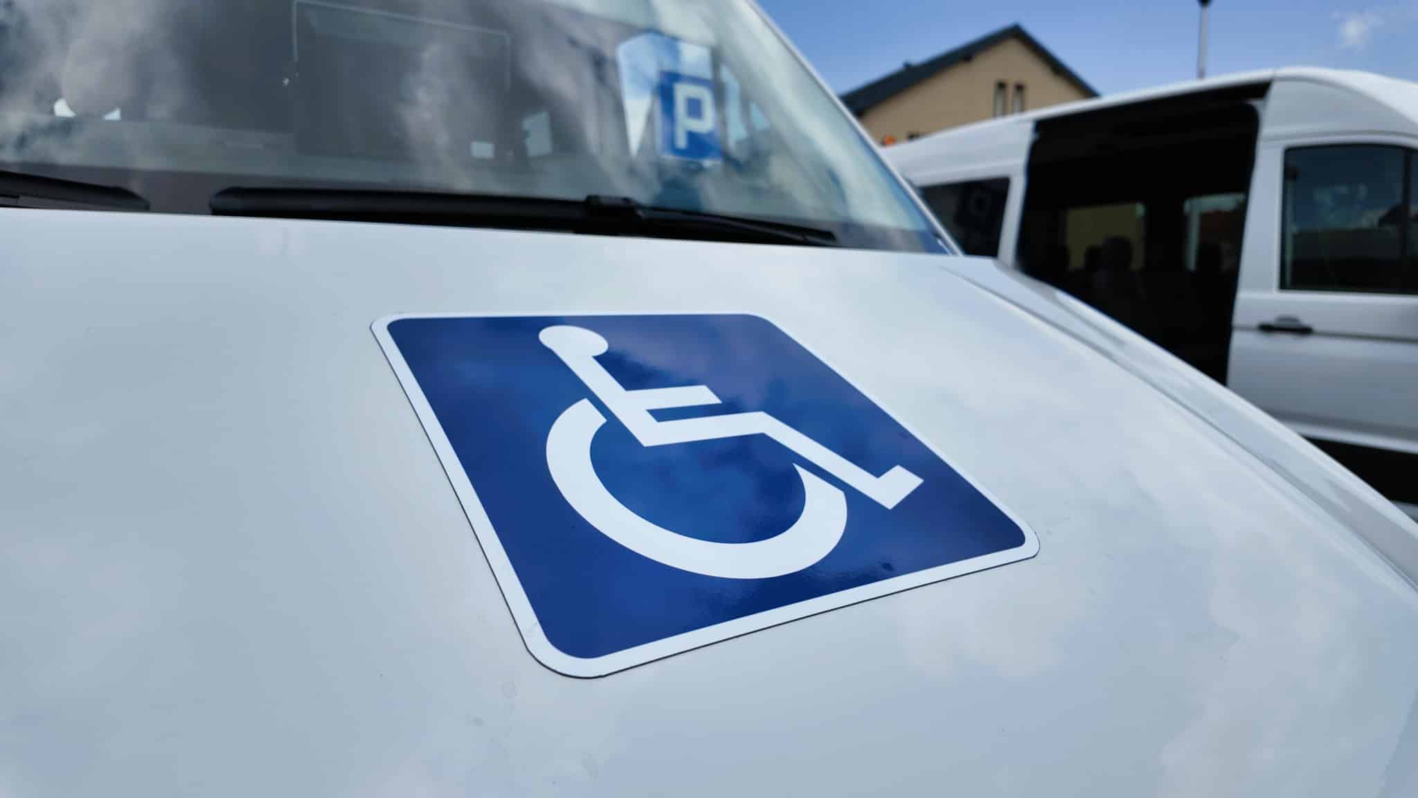 Infobus - MZK Grudziądz przejmuje transport dla osób z niepełnosprawnościami. Z nowymi busami MAN