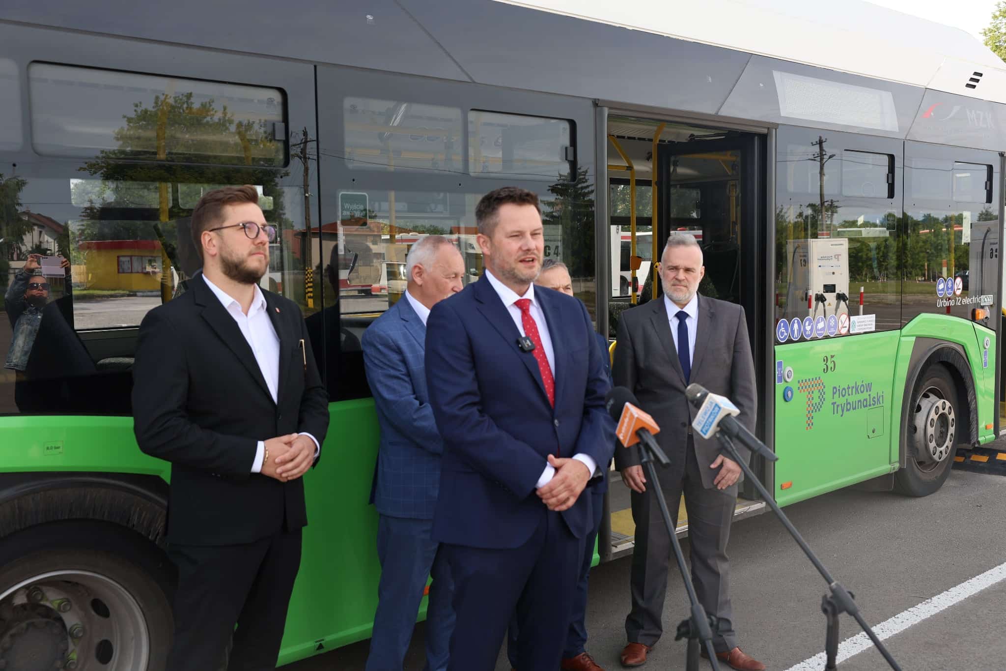 Infobus - Zmiana pokoleniowa w MZK Piotrków Tryb. Andrzej Dziewanowski prezesem MZK