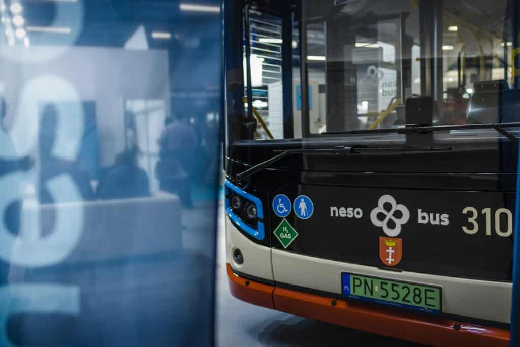 Mercedes eCitaro Fuel Cell będzie testowany przez najbliższe tygodnie przez Gdańskie Autobusy i Tramwaj / fot. Piotr Borawski - wiceprezydent Gdańska - FB