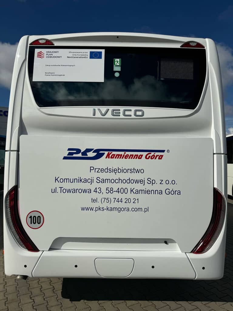 Jakich autobusów międzymiastowych oczekuje PKS Kamienna Góra? Analiza SWZ