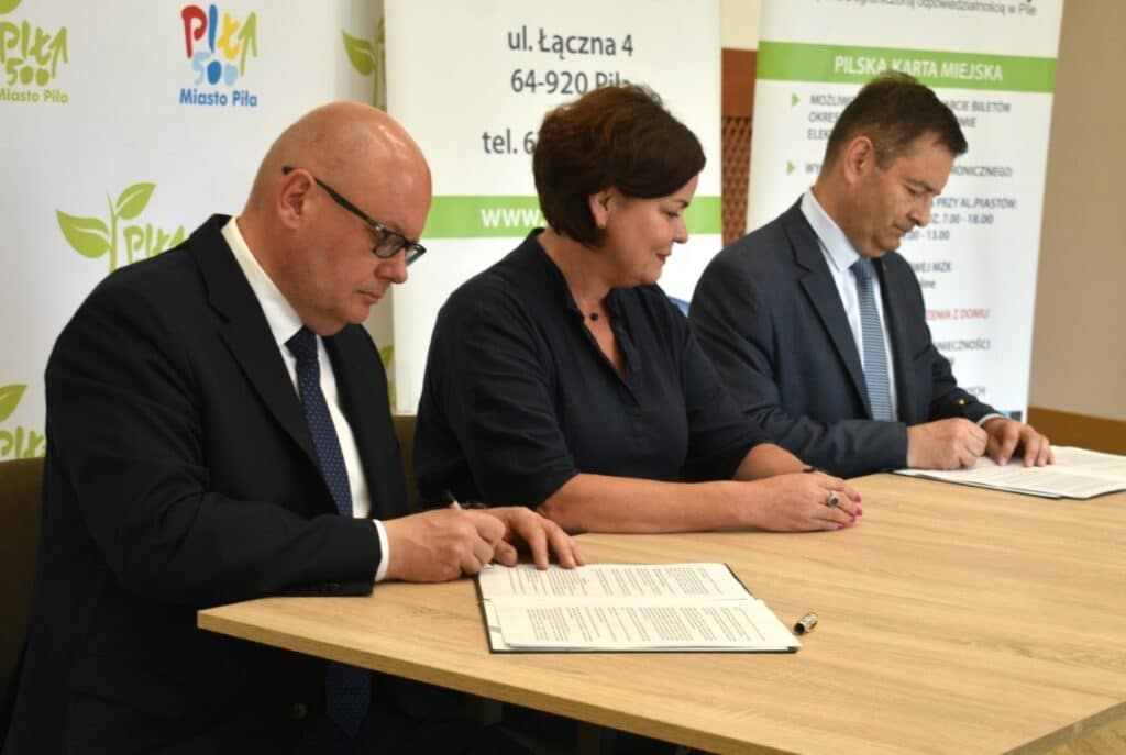 Powstaje wodorowa flota MZK Piła. Solarisy Urbino 12 hydrogen już zakontraktowane