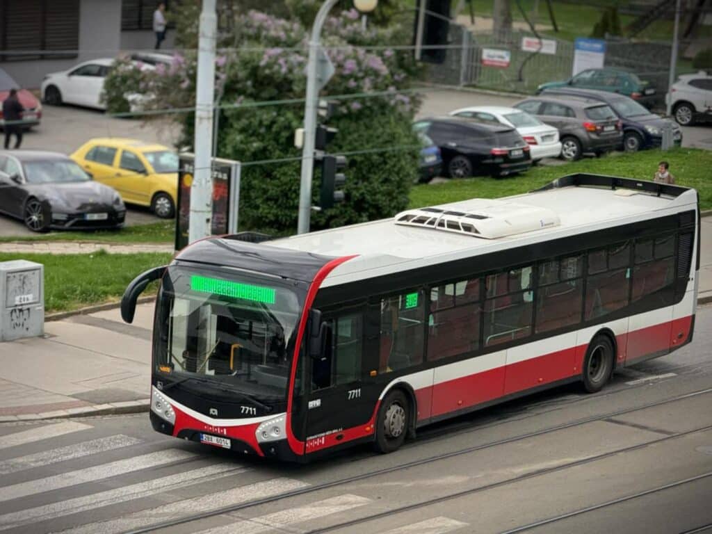 Brno kupuje jeszcze 37 autobusów diesla. Na wypadek … ewakuacji z elektrowni jądrowej