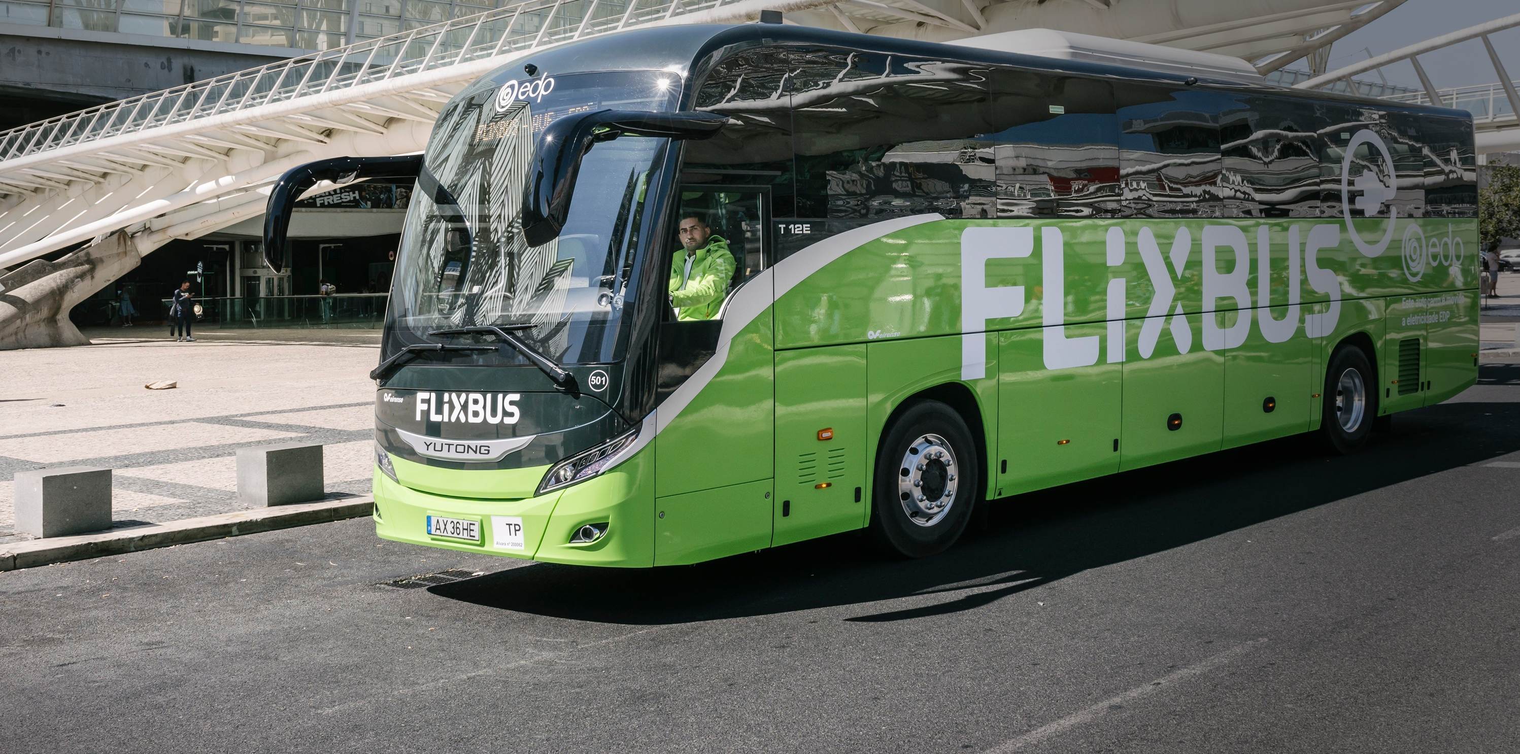 Infobus - FlixBus z raportem za 2024 rok i flotą 3 tys. autobusów, w tym 950 własnych