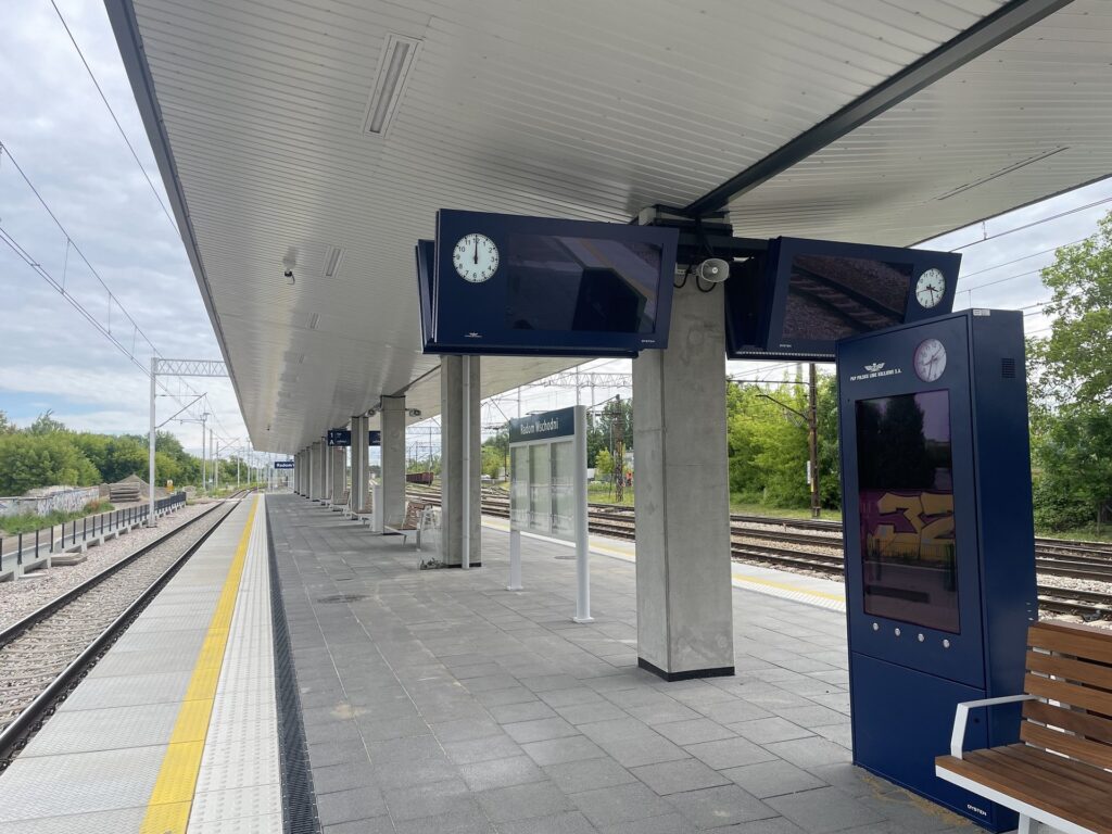 Radom z kolejnym nowym przystankiem. Z przesiadką na lotnisko foto: PKP PLK