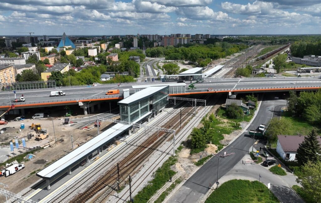 Radom z kolejnym nowym przystankiem. Z przesiadką na lotnisko foto: PKP PLK