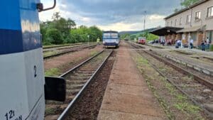 Dwa pociągi na jednym torze