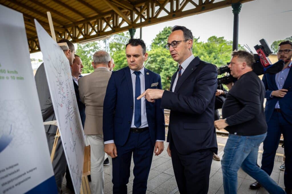 Minister infrastruktury Dariusz Klimczak
