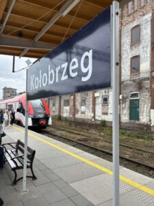 Pociąg Bursztynek do Kołobrzegu