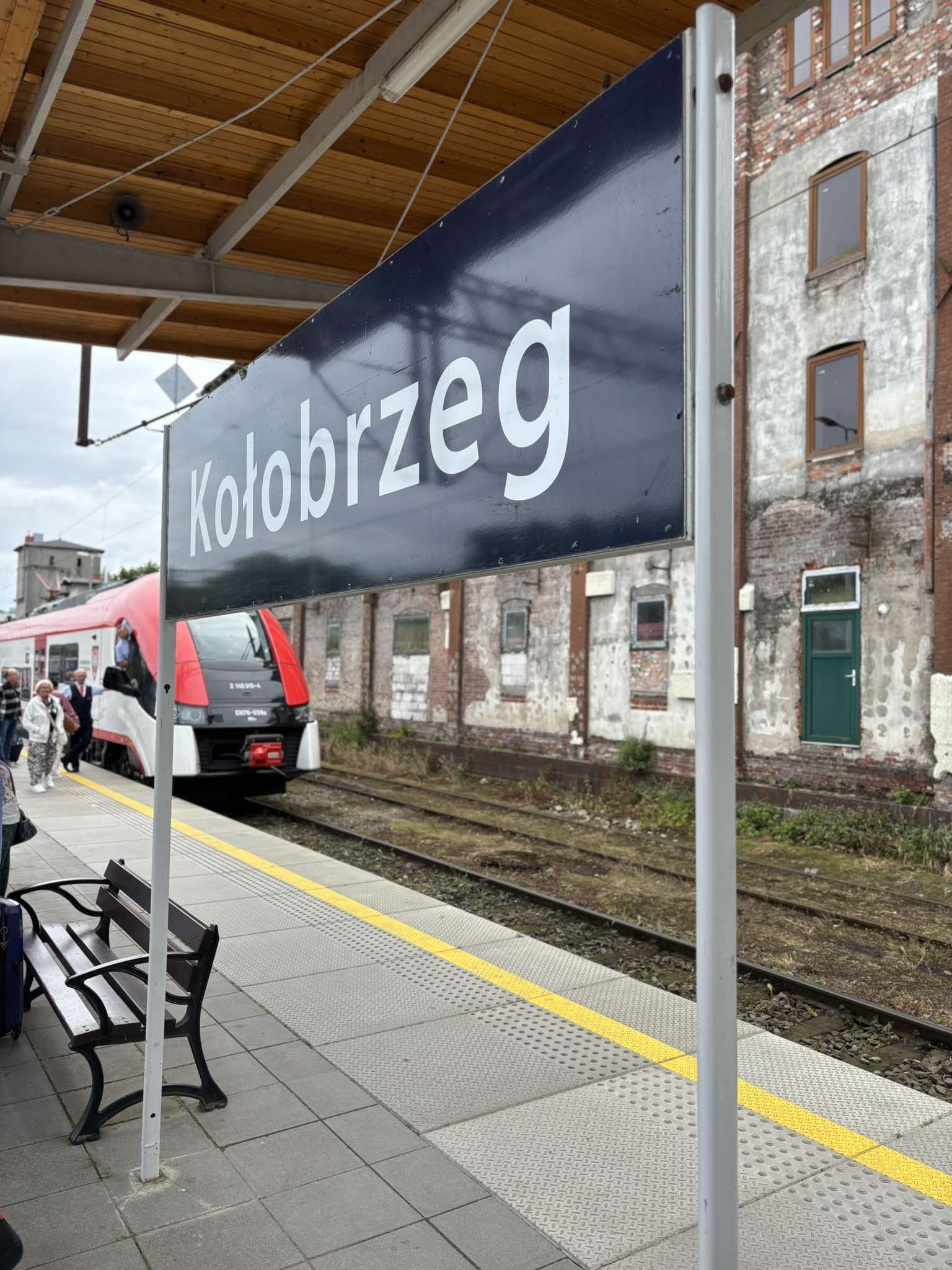 Inforail - „Bursztynek” czyli nowy pociąg Kolei Wielkopolskich nad Bałtyk