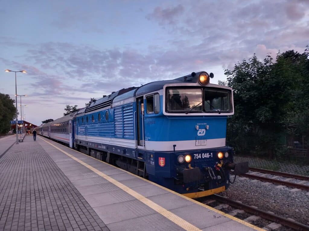 PKP Intercity tuż przed sezonem wakacyjnym. Co z taborem spalinowym?