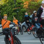 Jazda na rowerze daje dużą radość - spróbuj i przekonaj się sam - to myśl przewodnia parady rowerowej Velo-city Fot. Dominik Paszliński/gdansk.pl