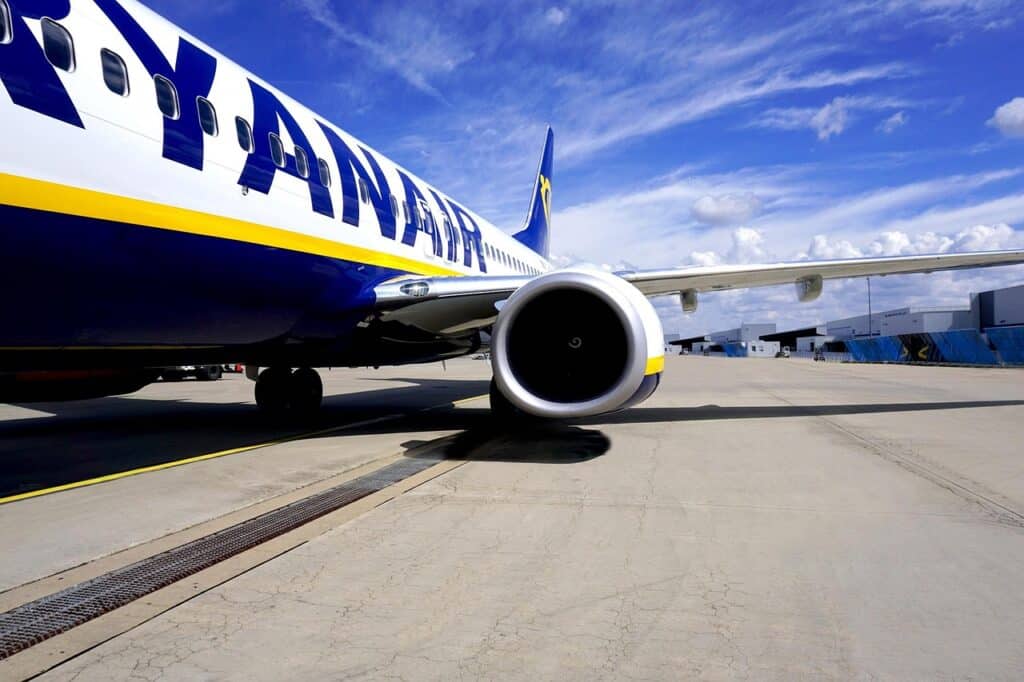 Niemcy: Samolot Ryanaira po turbulencjach lądował awaryjnie w Memmingen. Są ranni