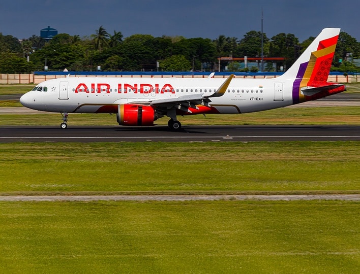 Indonezja: Loty na Bali odwołane z powodu erupcji wulkanu, w tym Air India i Virgin