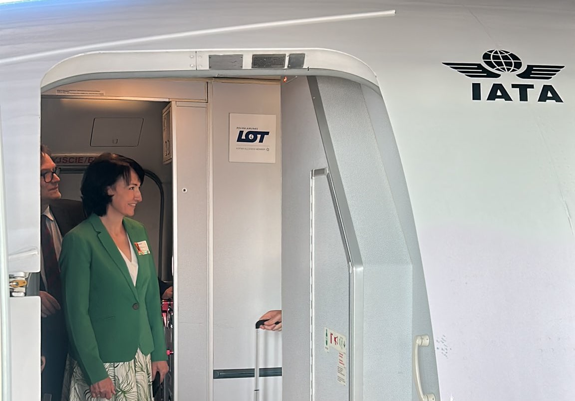 Infoair - Pierwszy samolot LOT-u ewakuował Polaków z Izraela. Drugi etap operacji – w czwartek