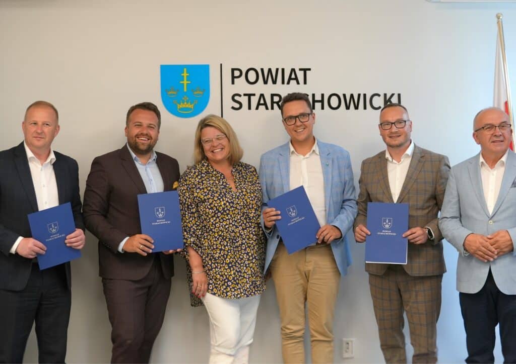 Podpisanie porozumienia na rewitalizację starachowickiej wąskotorówki