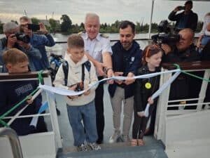 Tramwaj wodny popłynął ze Szczecina do Świnoujścia