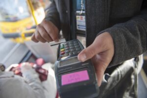Ochrona dla kontrolerów – zmiany w ustawie o transporcie publicznym