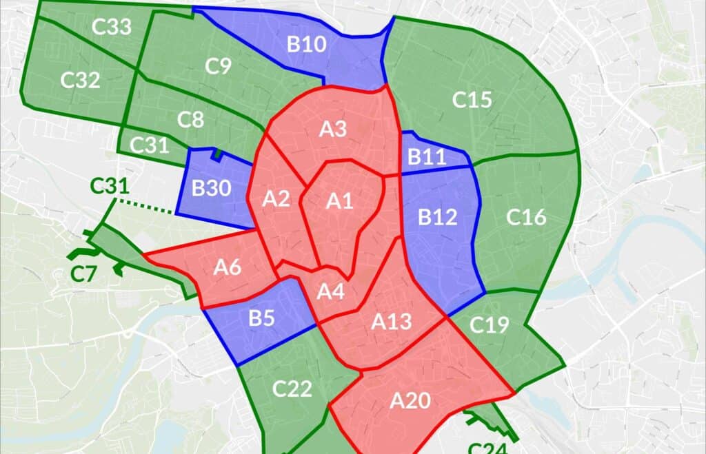 Kraków z droższym parkowaniem dla gości plus integracja z transportem publicznym