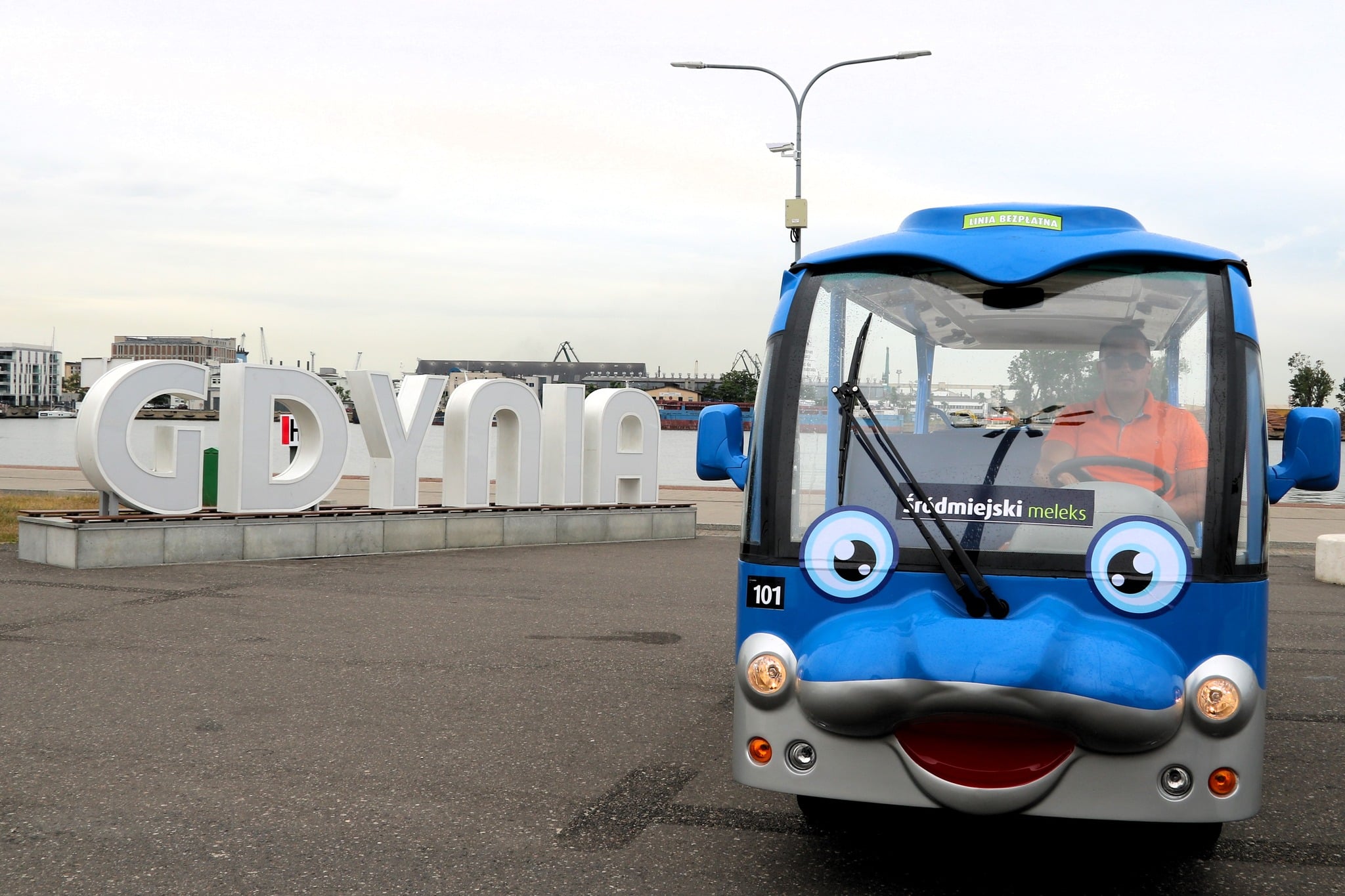 Infotrans - Gdynia gotowa na sezon letni w komunikacji miejskiej. Z szeroką ofertą pod turystów