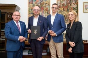 Miasto Wrocław i Starostwo Powiatu Wrocławskiego podpisały umowę na dofinansowanie UrbanCard w pociągach KD i Polregio