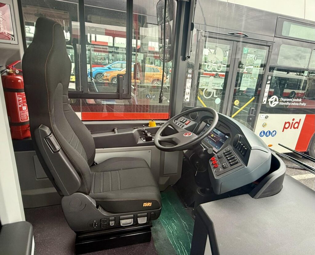 Pierwszy trolejbus Bozankaya już w Pradze. DPP rozpoczyna testy bez pasażerów / FOTO: DPP - Dominika Brabcová