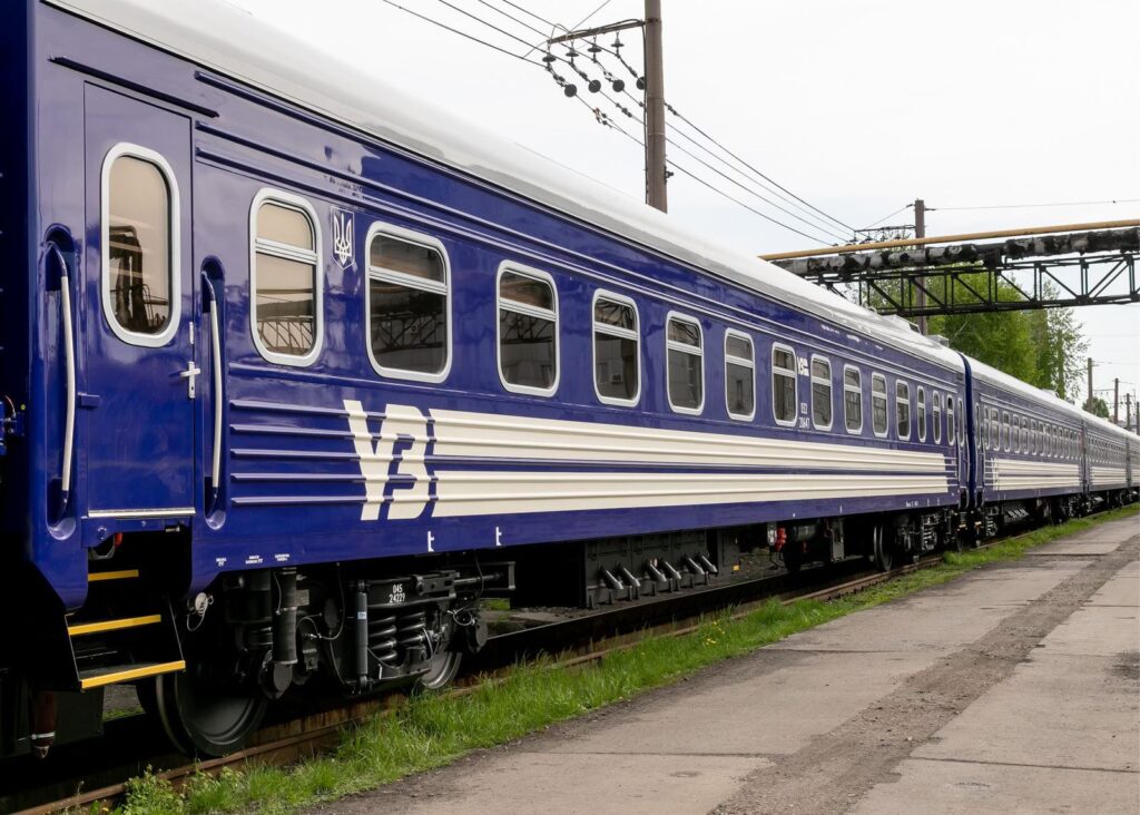 Ukrzaliznycia z kolejną dostawą nowych wagonów pasażerskich foto: UZ