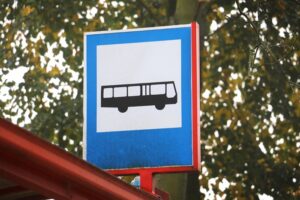 Wykluczenie transportowe to już nie tylko domena prowincji