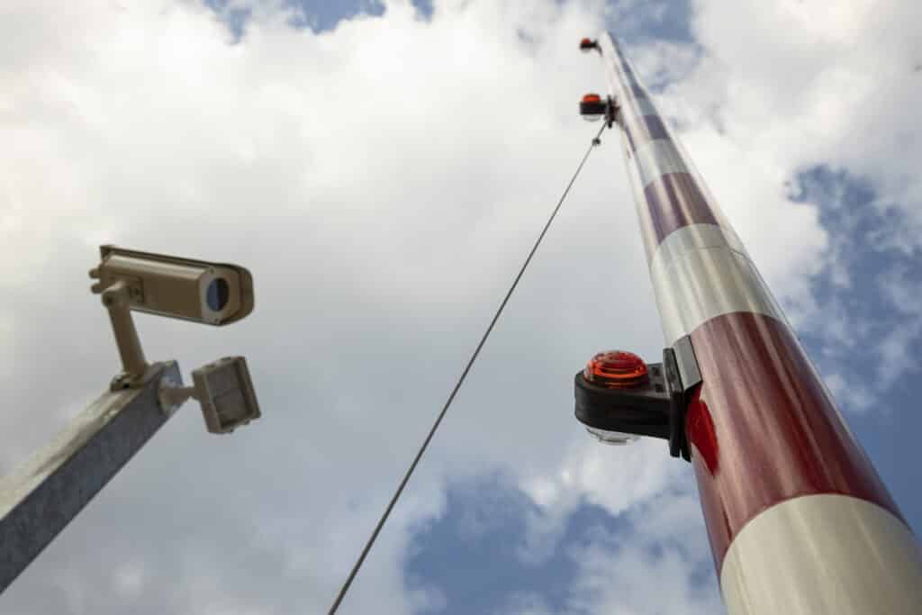 Sygnalizacja, zapory, monitoring. Nowoczesne zabezpieczenia na 46 przejazdach kolejowych foto: PKP PLK