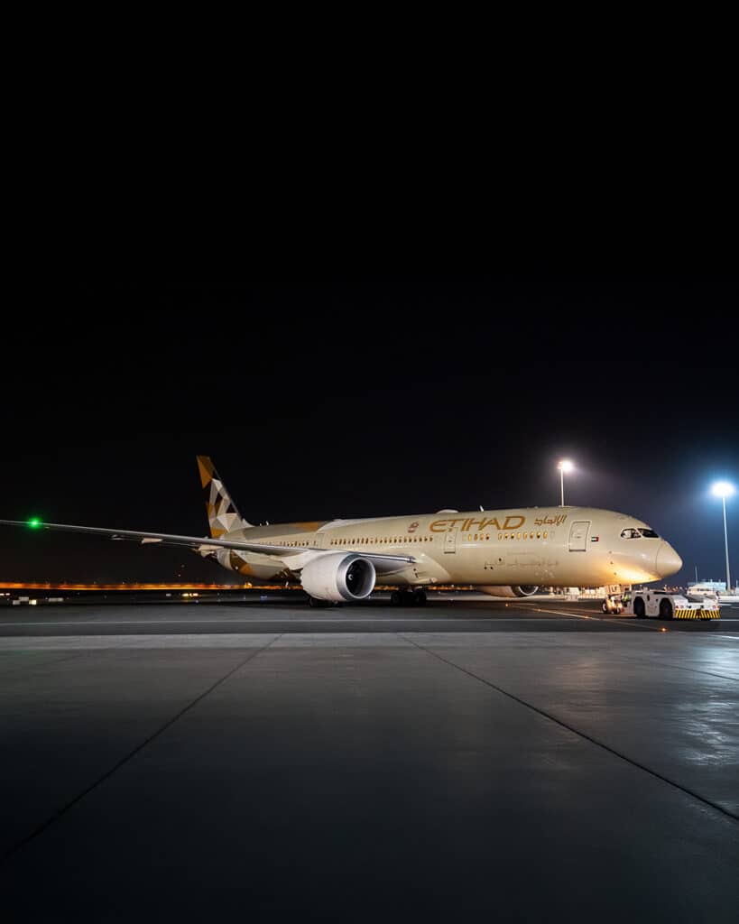 Etihad Airways uruchamia regularne połączenie z Pragi do Abu Dhabi
