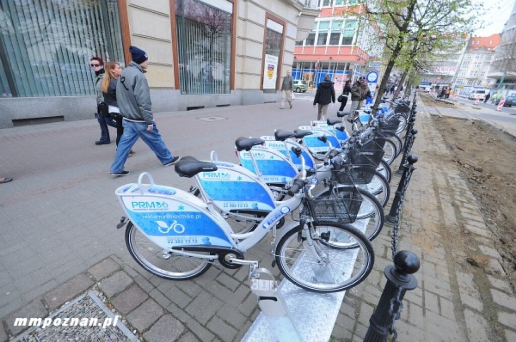 Jeszcze kilka lat temu Poznań należał do rowerowej czołówki – system rowerów miejskich przyciągał tysiące użytkowników rocznie.