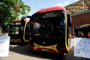 Autobus w aglomeracji wrocławskiej