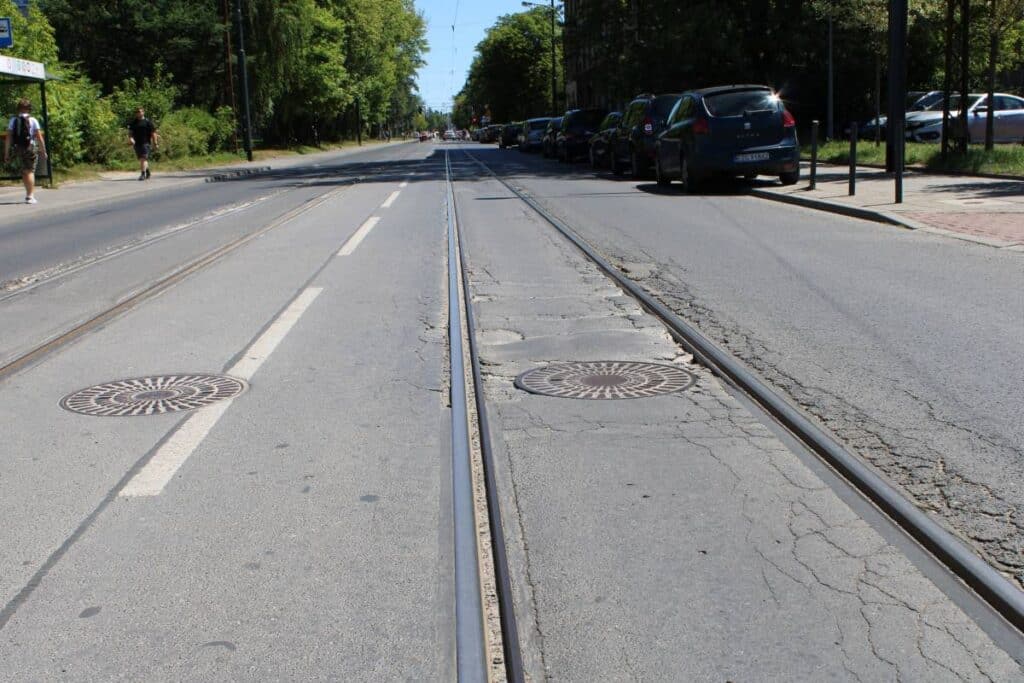Łódź: Naprawa nawierzchni i prace sieciowe na Pomorskiej foto: UM Łódź