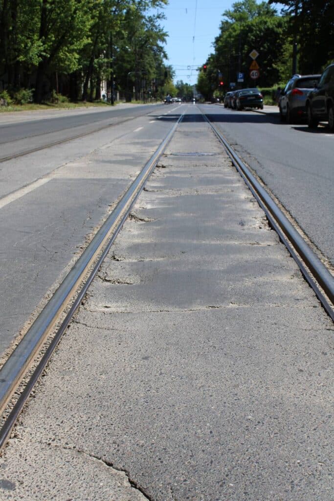 Łódź: Naprawa nawierzchni i prace sieciowe na Pomorskiej foto: UM Łódź