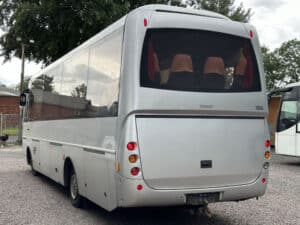 Policja kupuje autobus. Komenda Główna ogłosiła przetarg
