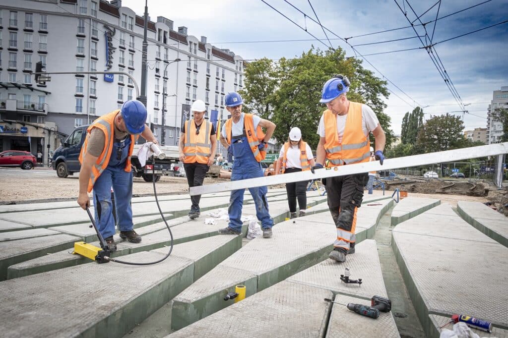 Trwa remont Pl. Zawiszy. Tramwaje Warszawskie szykują kolejne zmiany dla pasażerów i kierowców foto: UM Warszawa