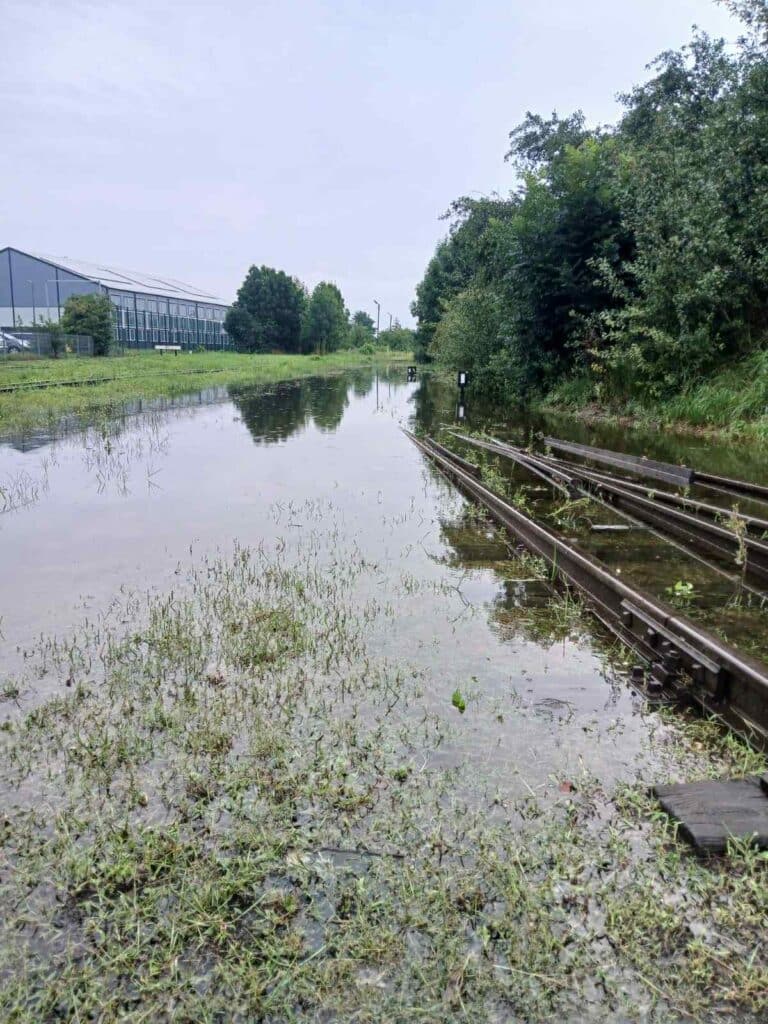 Żuławska Kolej Dojazdowa wstrzymuje kursowanie pociągów do odwołania. Po ulewach foto: ŻKD