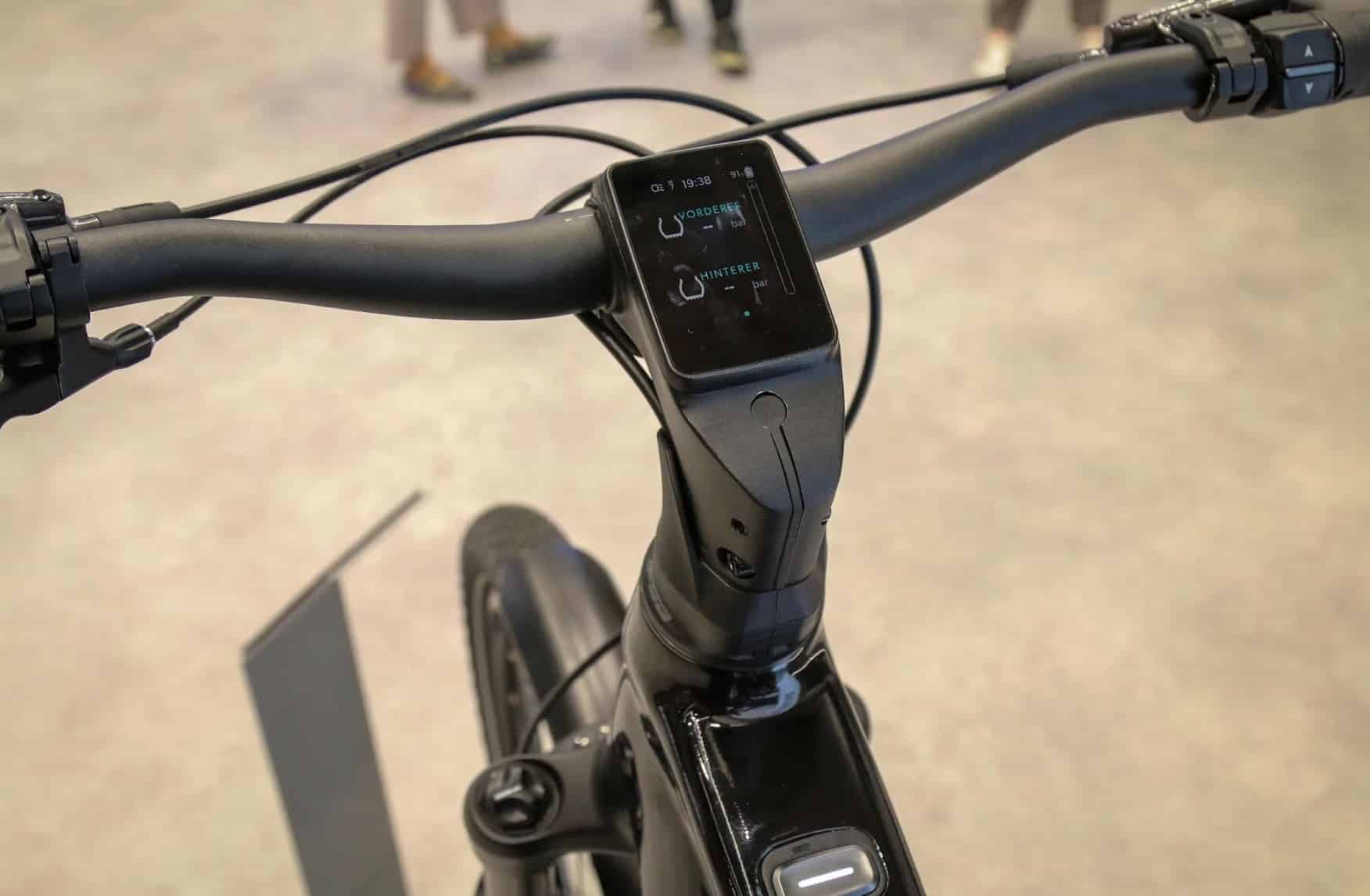 Infobike - Eurobike 2025: Giant prezentuje rower z czujnikiem ciśnienia TPMS.